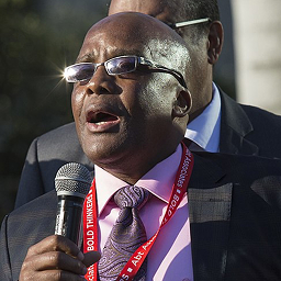 Aaron Motsoaledi